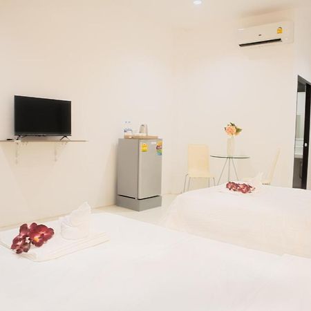 ตะวันแมนชั่น Apartman Ban Na Khua Kültér fotó